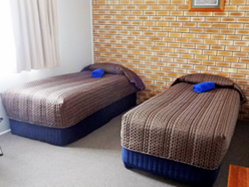 Two Bedroom Family Suite at Goomeri Motel